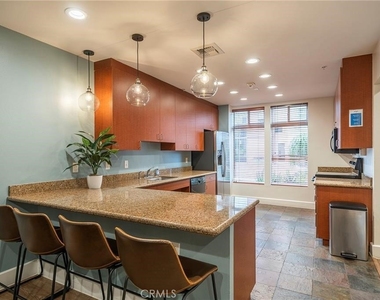 388 E Ocean Boulevard - Photo Thumbnail 19