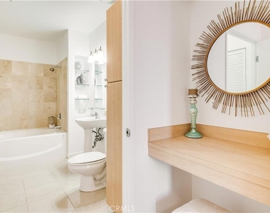 388 E Ocean Boulevard - Photo Thumbnail 13