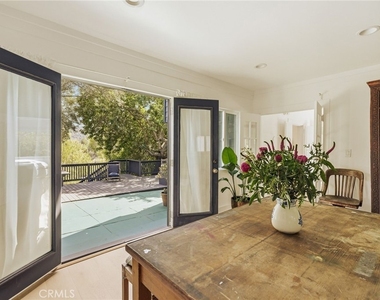 5924 Hayes Avenue - Photo Thumbnail 11