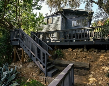 5924 Hayes Avenue - Photo Thumbnail 26