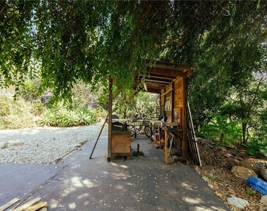 5924 Hayes Avenue - Photo Thumbnail 28