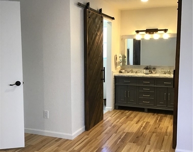 1480 Godell - Photo Thumbnail 22