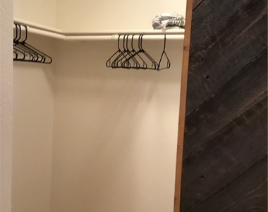 1480 Godell - Photo Thumbnail 21