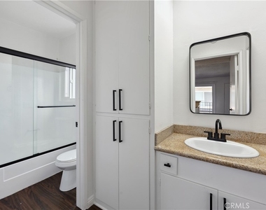 3656 Garnet Street - Photo Thumbnail 24