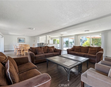 3656 Garnet Street - Photo Thumbnail 7