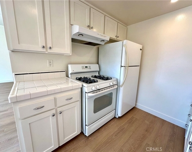 453 29th Street - Photo Thumbnail 7