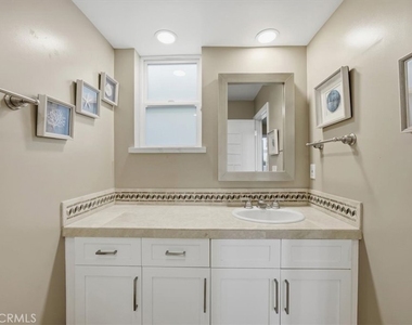 125 4th Street - Photo Thumbnail 19