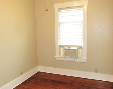478 S Grand - Photo Thumbnail 6