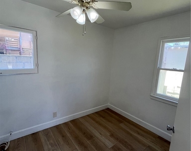 9066 Westminster Boulevard - Photo Thumbnail 5