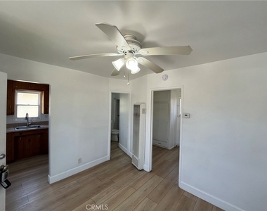 9066 Westminster Boulevard - Photo Thumbnail 3