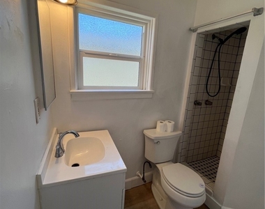 9066 Westminster Boulevard - Photo Thumbnail 6