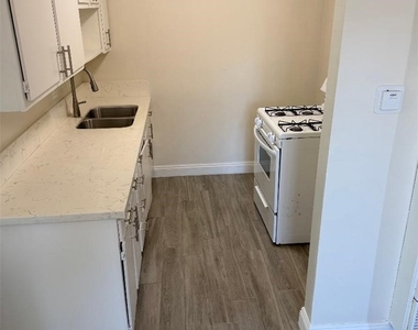 1013 S Tamarack - Photo Thumbnail 3
