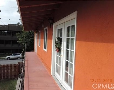 2156 Gaviota Avenue - Photo Thumbnail 3