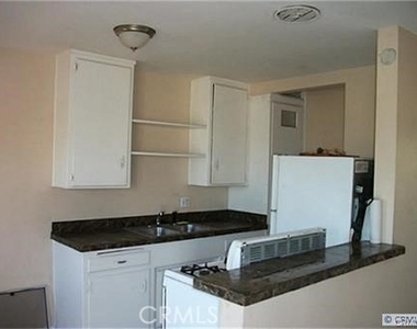 2156 Gaviota Avenue - Photo Thumbnail 6