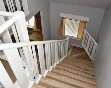 166 Cambridge - Photo Thumbnail 23