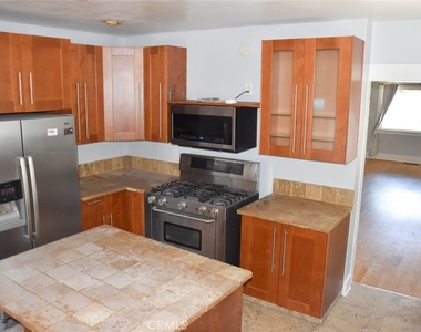 166 Cambridge - Photo Thumbnail 10