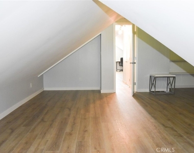 166 Cambridge - Photo Thumbnail 18
