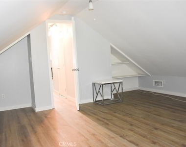 166 Cambridge - Photo Thumbnail 19
