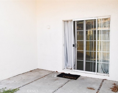 316 Parker - Photo Thumbnail 20