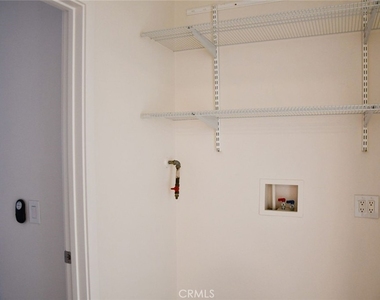 316 Parker - Photo Thumbnail 14