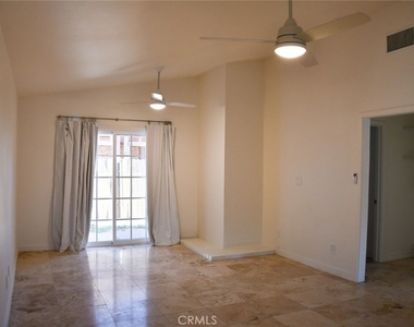 316 Parker - Photo Thumbnail 1