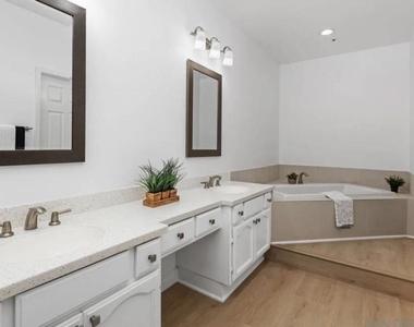 5805 Friars Road - Photo Thumbnail 18