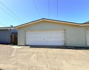 145 Park - Photo Thumbnail 18