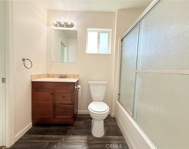 145 Park - Photo Thumbnail 12
