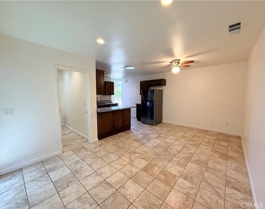 145 Park - Photo Thumbnail 4