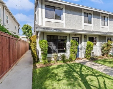 1001 N Monterey - Photo Thumbnail 1