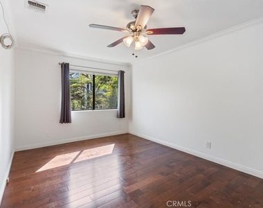 1001 N Monterey - Photo Thumbnail 22