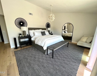 1609 Woodglen Lane - Photo Thumbnail 8