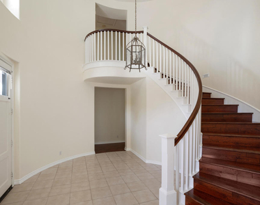 721 Owen Court - Photo Thumbnail 14