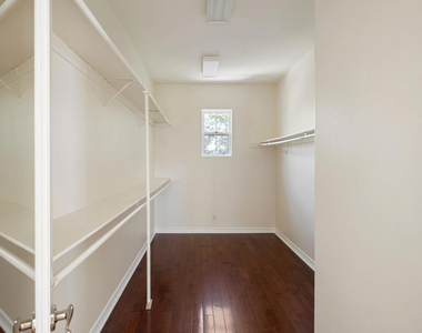 721 Owen Court - Photo Thumbnail 17