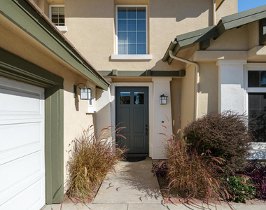 721 Owen Court - Photo Thumbnail 1