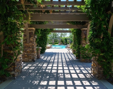 721 Owen Court - Photo Thumbnail 32