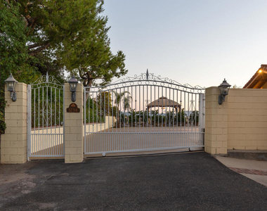 1234 E Tujunga Avenue - Photo Thumbnail 61