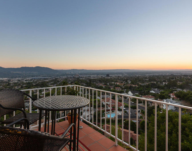 1234 E Tujunga Avenue - Photo Thumbnail 56