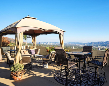 1234 E Tujunga Avenue - Photo Thumbnail 5