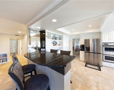 30932 Colonial Place - Photo Thumbnail 6