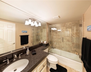 30932 Colonial Place - Photo Thumbnail 12