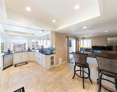30932 Colonial Place - Photo Thumbnail 8