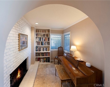 30932 Colonial Place - Photo Thumbnail 22