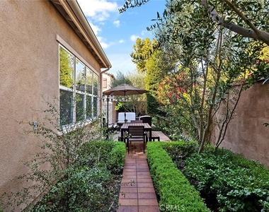 11 Golf Drive - Photo Thumbnail 35