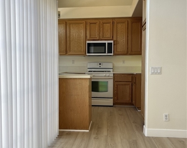 6 Mansera Place - Photo Thumbnail 4