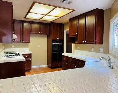 23665 Meadcliff Place - Photo Thumbnail 1