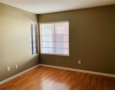 23665 Meadcliff Place - Photo Thumbnail 19