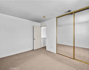465 E Afton Lane - Photo Thumbnail 11