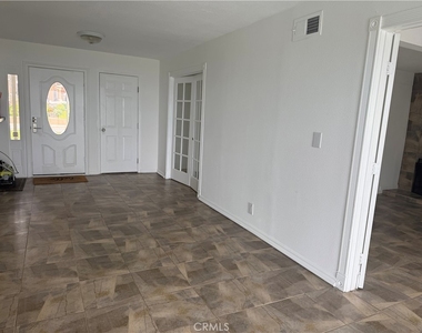 3903 Via Del Campo - Photo Thumbnail 16