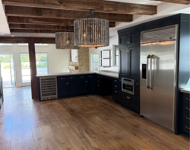 717 Jasmine Ave Unit A - Photo Thumbnail 11